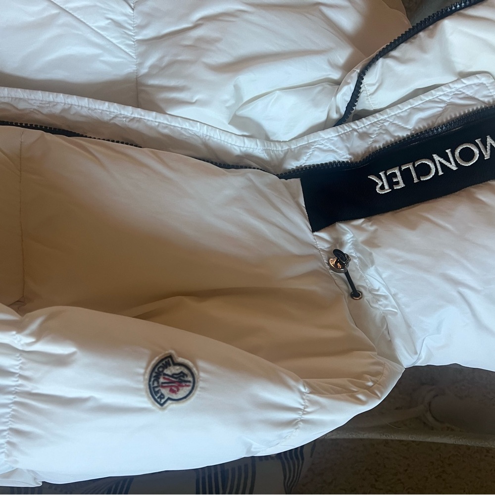 Moncler Ivory Quilted Jacket - Picture 10 of 12